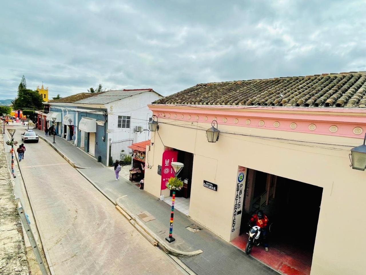 Hotel Edelmira Comitan de Dominguez Exterior foto